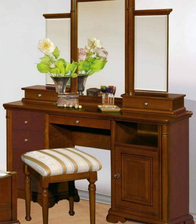 Dormitor / Toaleta cu Oglinda